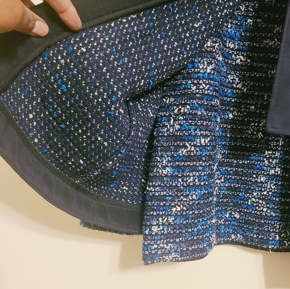 St. John | Navy Blue & White Patterned Wool Blend Two Piece Skirt Suit (Size 8) - Picture 8 of 15